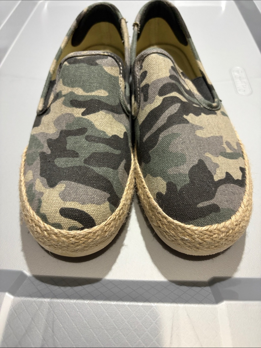 Women’s Esprit green Camo Slip-On Espadrille